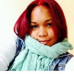 Meet your Posher, Stefanie